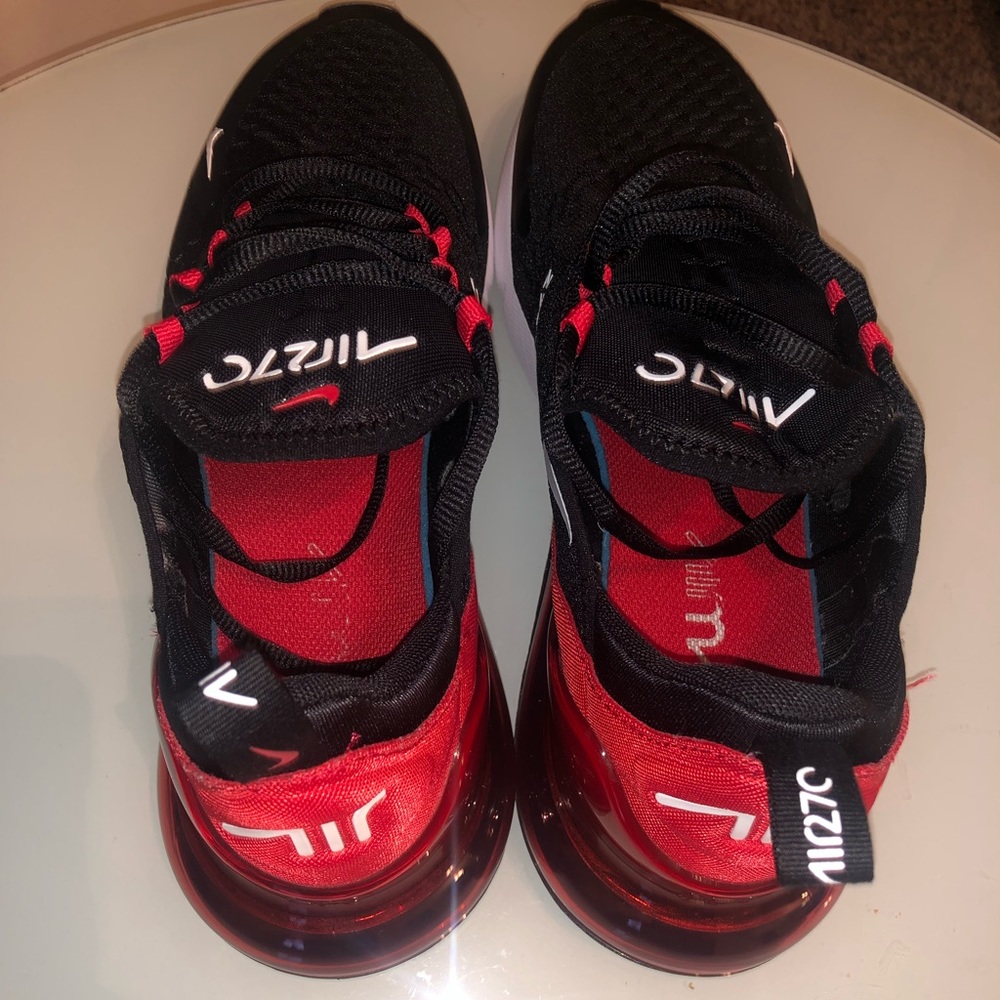 Air 270 - Picture 3 of 5